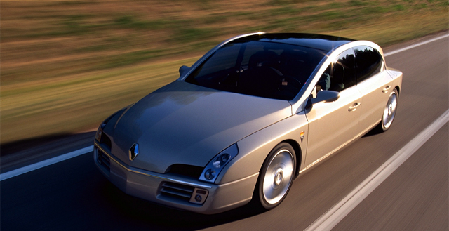 Renault Initiale Paris 2